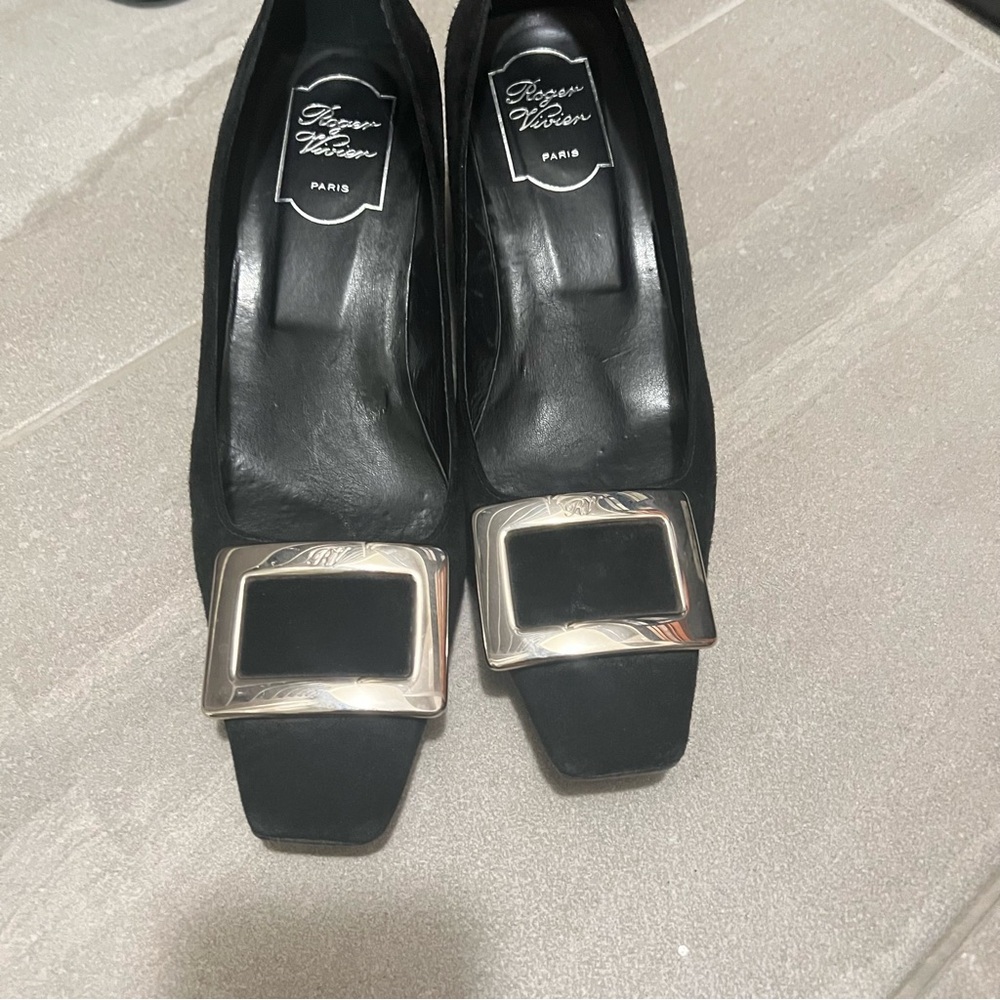 Roger Vivier Black Heels with Silver Accent
